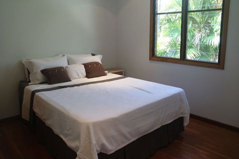Beach House On Fox - Queensland Tourism 4