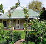 Drayshed cottage - Queensland Tourism