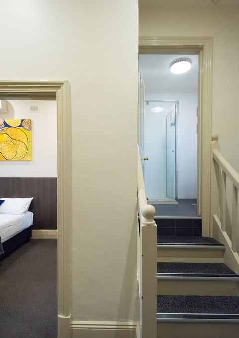 The Mile End Hotel - QLD Tourism 5
