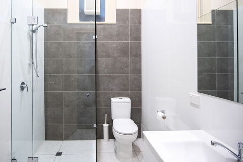 The Mile End Hotel - QLD Tourism 3