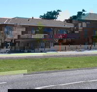 Snow Gate Motel and Apartments - QLD Tourism