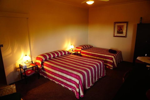 Muswellbrook Northside B & B - QLD Tourism 3