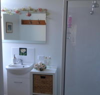 Ivy May Cottage - QLD Tourism