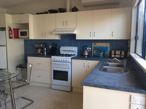 Rumah Pantai - Queensland Tourism 1