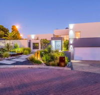 Perth Luxury Accommodation - Queensland Tourism