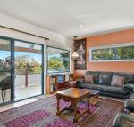 Black Dolphin Beach Penthouse - Queensland Tourism
