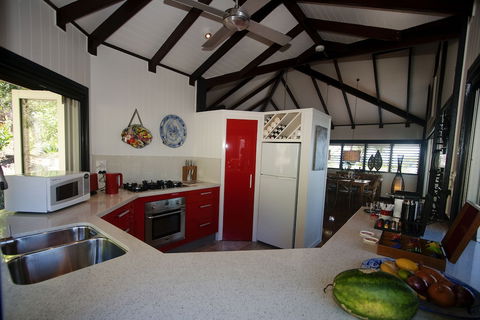 Bedarra Beach House - Queensland Tourism 4