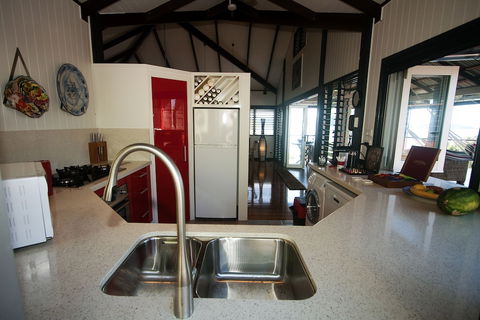 Bedarra Beach House - Queensland Tourism 3