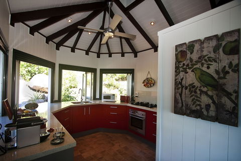 Bedarra Beach House - Queensland Tourism 2