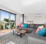 Coral Reef - Queensland Tourism