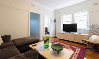 Stunning Beach Living H361 - Queensland Tourism 1