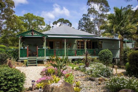 Billabong Cottage Bed & Breakfast - Queensland Tourism 0