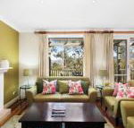 Villa Cabernet - QLD Tourism