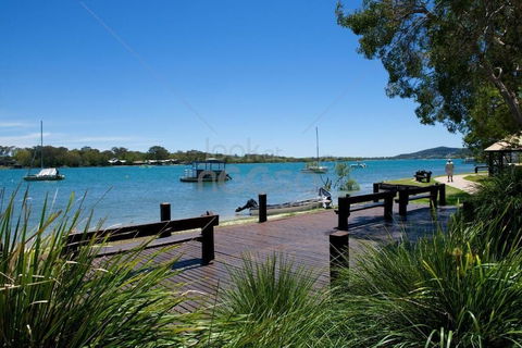 Noosa Water Views - QLD Tourism 5