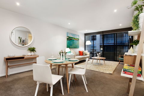 StayCentral On Nott St - Queensland Tourism 2