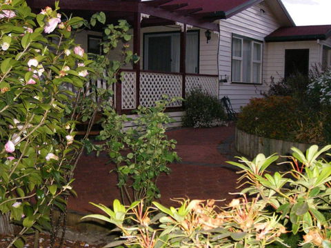 Belle Cottage - QLD Tourism 5