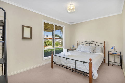 Green Reef Beach House - Queensland Tourism 6