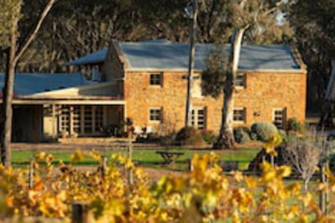 Byronsvale Vineyard And Accommodation - Queensland Tourism 0