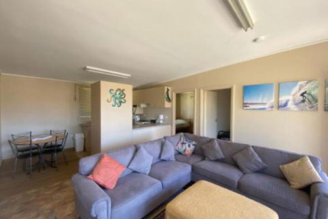 Surf Beach Sanctuary - QLD Tourism 2