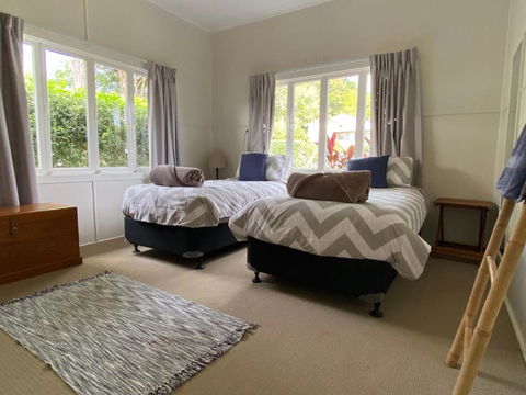 Miss Bullens Cottage - Queensland Tourism 3
