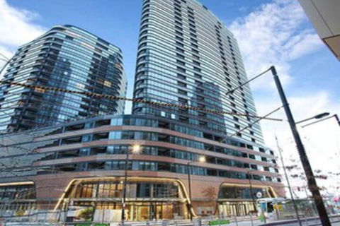 Melbourne Docklands Luxury Seaview Apartment - Queensland Tourism 0
