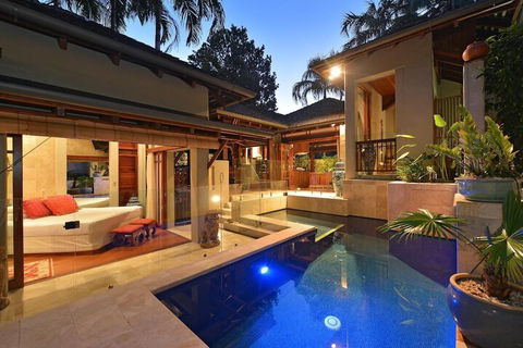 Villa 3 Far Pavillons Luxury Villa - Queensland Tourism 1