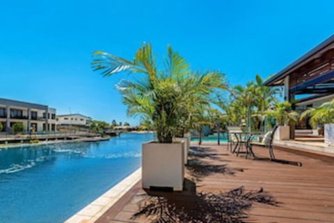 La Vida - QLD Tourism 0