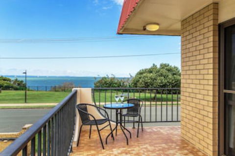 Amazing Ocean Views - Queensland Tourism 0