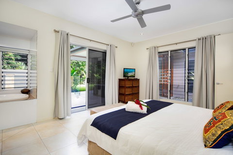 Bamboo 21 - QLD Tourism 4