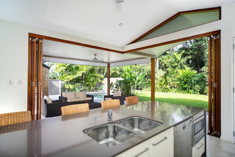 Bamboo 21 - QLD Tourism 2