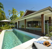 17 Cascade Luxury House on Fairway - Queensland Tourism
