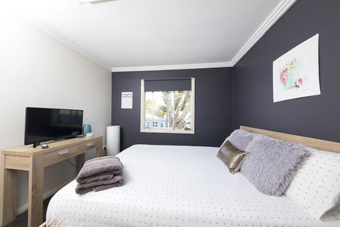 La Casa - QLD Tourism 7