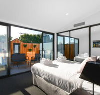 Boutique Stays County Down Port Melbourne - Queensland Tourism