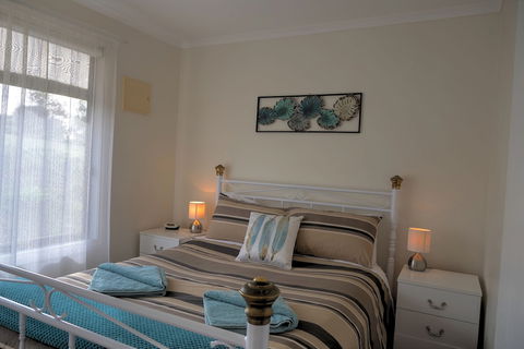 Emu Bay Holiday Homes - Queensland Tourism 2