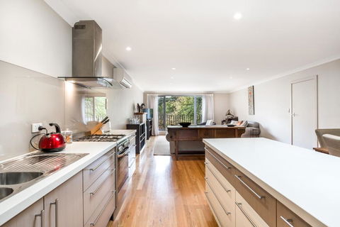 Paris On Maroondah - Queensland Tourism 2