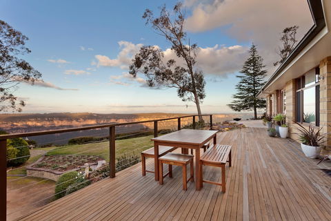 Shirri Mirri - QLD Tourism 0