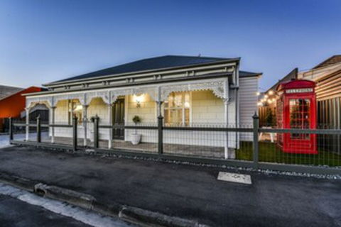 Aloha Luxury Central Apartments - Queensland Tourism 0