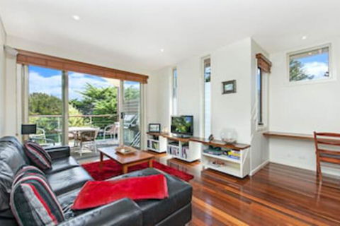 CASTWOOD VILLA No. 1 - Queensland Tourism 0