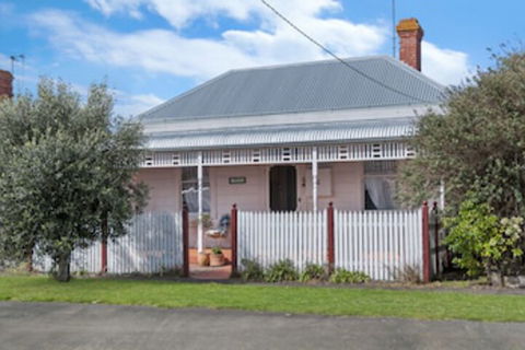 Ginabella - Queensland Tourism 0
