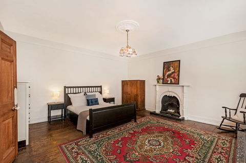 Hanley Apartment - Queensland Tourism 6