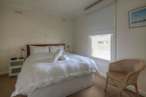 Wishart Cottage - Queensland Tourism 4