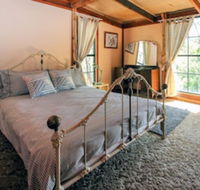 Shady Creek Eco Cabin - Queensland Tourism