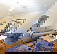Gumview Cottage - QLD Tourism