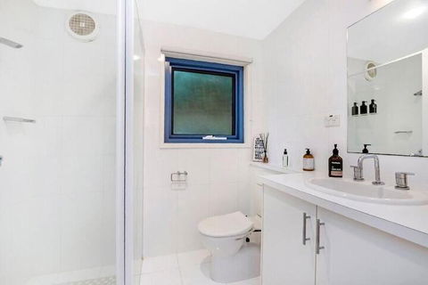 Edge17 Port Fairy Wharf - Queensland Tourism 4