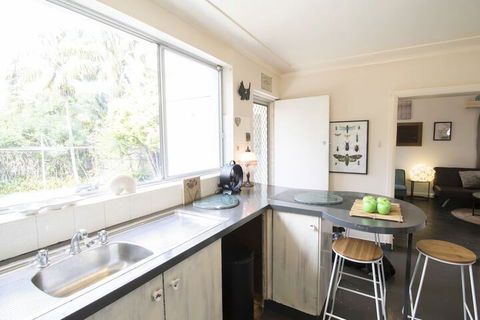 North Bondi Beach Apartment - QLD Tourism 5