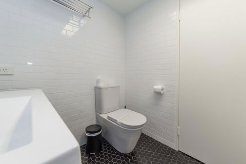 Westpoint Unit 10 / 2 Thurlow Avenue - QLD Tourism 1