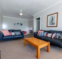 Quarterdeck Unit 1/ 12 Magnus Street - QLD Tourism