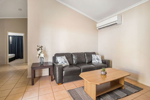 Karratha Caravan Park - Queensland Tourism 4