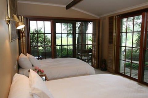 Riverhouse At Howqua Dale - Queensland Tourism 0