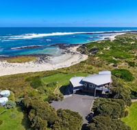 HEARNS BEACH HOUSE - Queensland Tourism